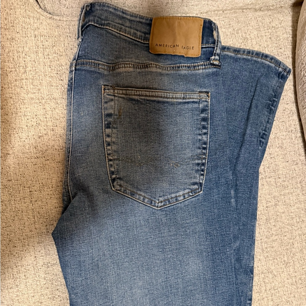 American Eagle Outfitters Men's Straight Blue Jeans